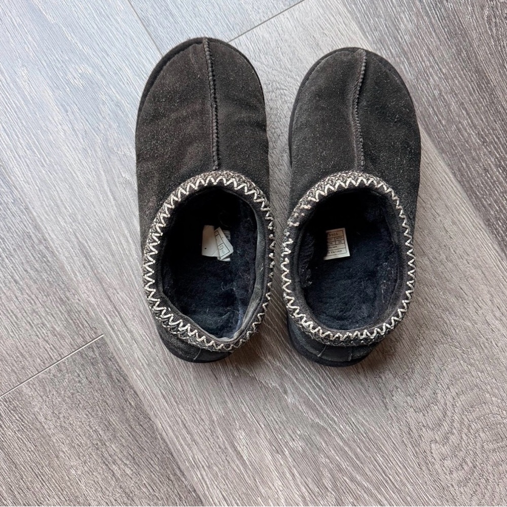 UGG Black Tasman slippers